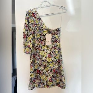 Dress, zara medium new